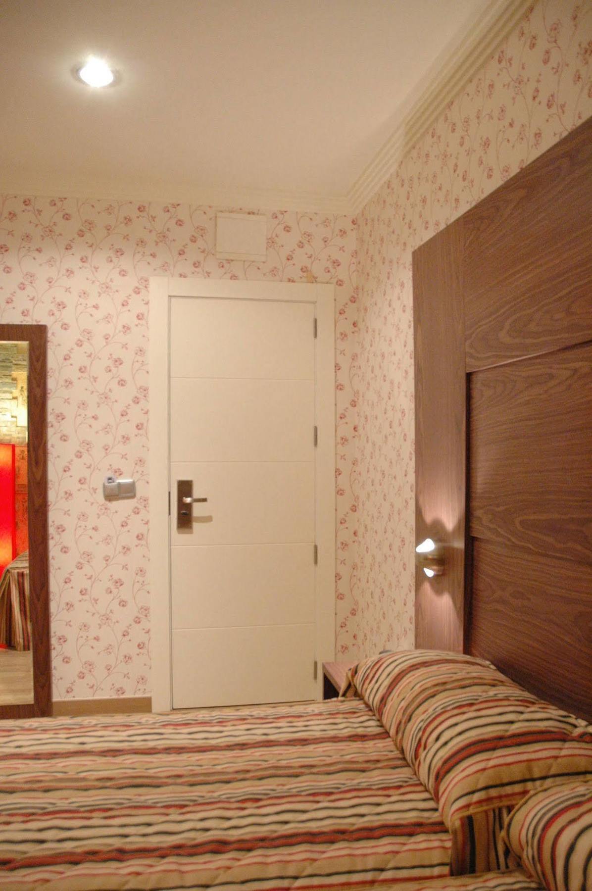 Hotel Ideal Villarrobledo Eksteriør bilde